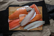 Land & Sea Mixed Box