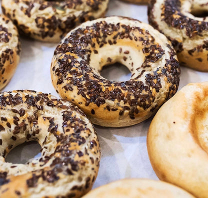 Bagel Montreal Style 4 per bag Frozen Unsliced